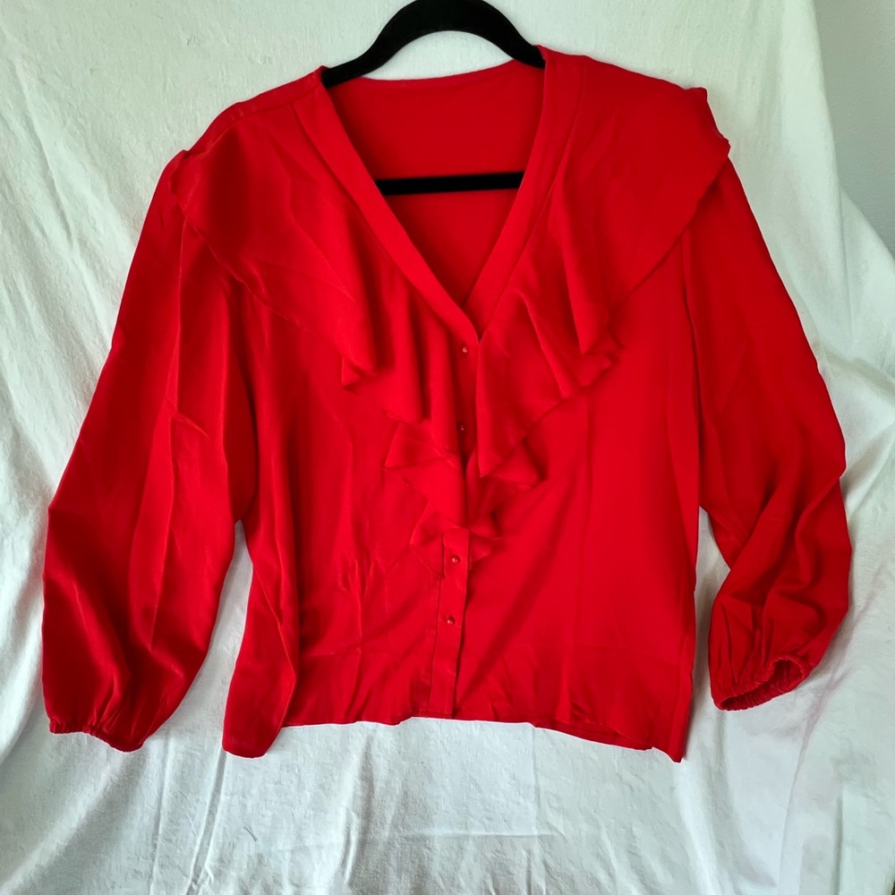 Chic Scarlet Women's Blouse